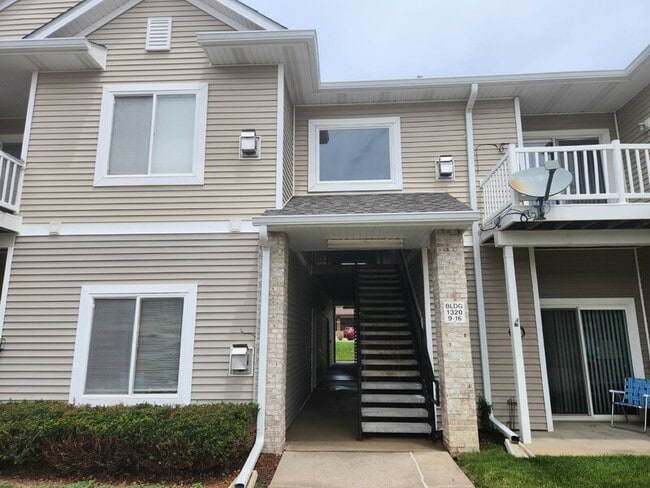 1320 SE Florence Dr in Waukee, IA - Building Photo - Building Photo