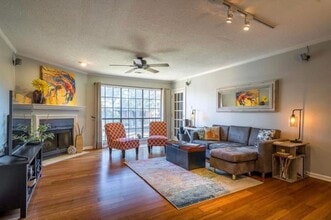 6644 Pondside Cir in Memphis, TN - Building Photo - Building Photo