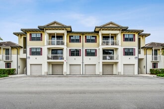 Shalimar at Davie in Davie, FL - Foto de edificio - Building Photo