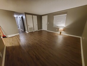 11587 Gwynford Ln in Jacksonville, FL - Foto de edificio - Building Photo