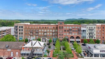 360 Chambers St in Woodstock, GA - Building Photo