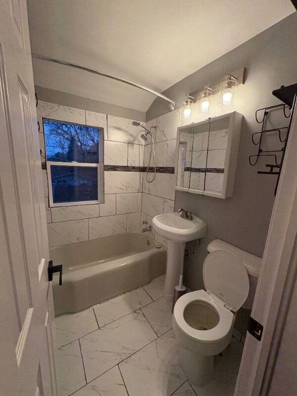 14205 Wentworth Ave in Calumet City, IL - Building Photo - Building Photo