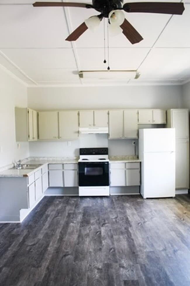 130 D St SW in Jacksonville, AL - Building Photo - Building Photo