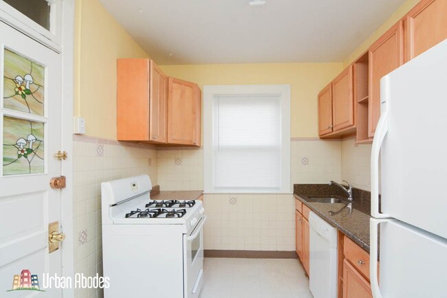 4512 N Laporte Ave, Unit A08K in Chicago, IL - Building Photo - Building Photo