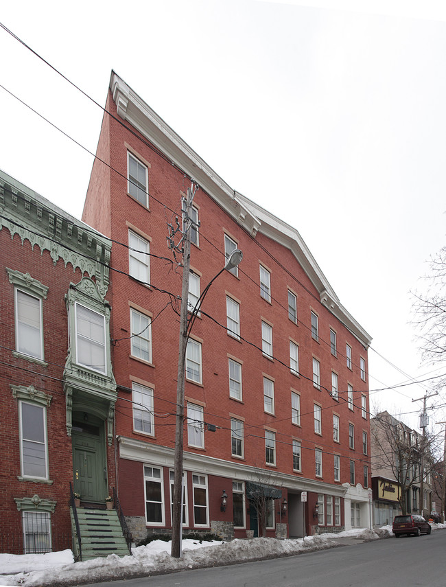 270 Hudson Ave in Albany, NY - Building Photo - Building Photo