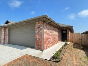 913 Coles Creek in Yukon, OK - Building Photo - Building Photo