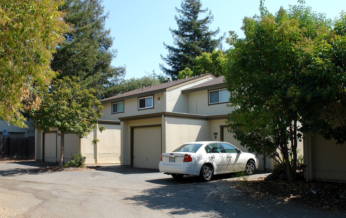 4414 Culebra Ave in Santa Rosa, CA - Building Photo