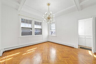 237 73rd St in North Bergen, NJ - Building Photo - Building Photo