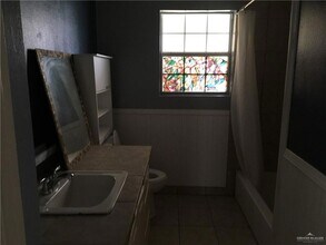 1112 North 27th Street, Unit 1412 in McAllen, TX - Building Photo - Building Photo