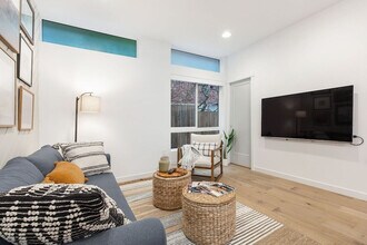 628 10th Ave E in Seattle, WA - Building Photo - Building Photo