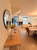 1925 S Beverly Glen Blvd, Unit Navarro in Los Angeles, CA - Building Photo