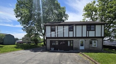 1025 Butler Ave in New Castle, PA - Building Photo - Building Photo