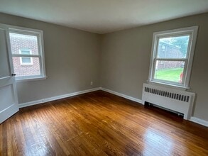 720 Burnside St in Orange, NJ - Building Photo - Building Photo