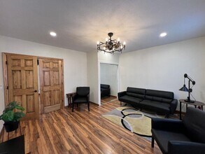 7515 Lawn Ave in Cleveland, OH - Building Photo - Building Photo