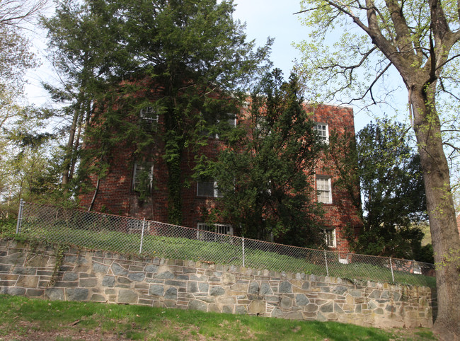 3250 T St SE in Washington, DC - Foto de edificio - Building Photo