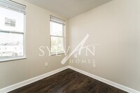 1925 Grinnalds Ave photo'