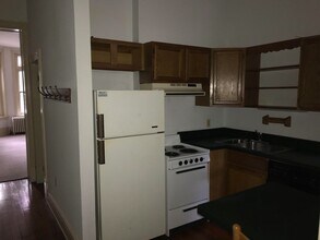 1619 W Grace St-Unit -A in Richmond, VA - Foto de edificio - Building Photo