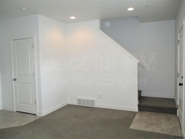 84 N 1100 W in Farmington, UT - Building Photo - Building Photo