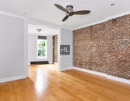 Bedford Street in New York, NY - Building Photo