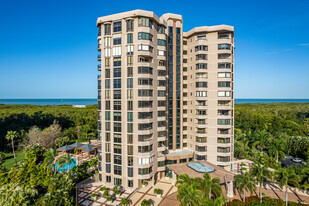 6075 Pelican Bay Blvd Apartments