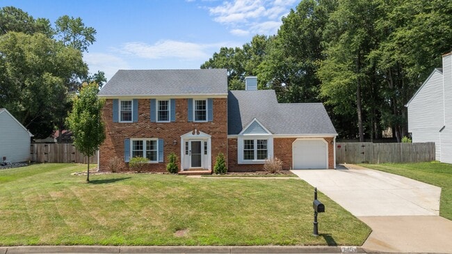745 Helmsdale Way in Chesapeake, VA - Building Photo - Building Photo