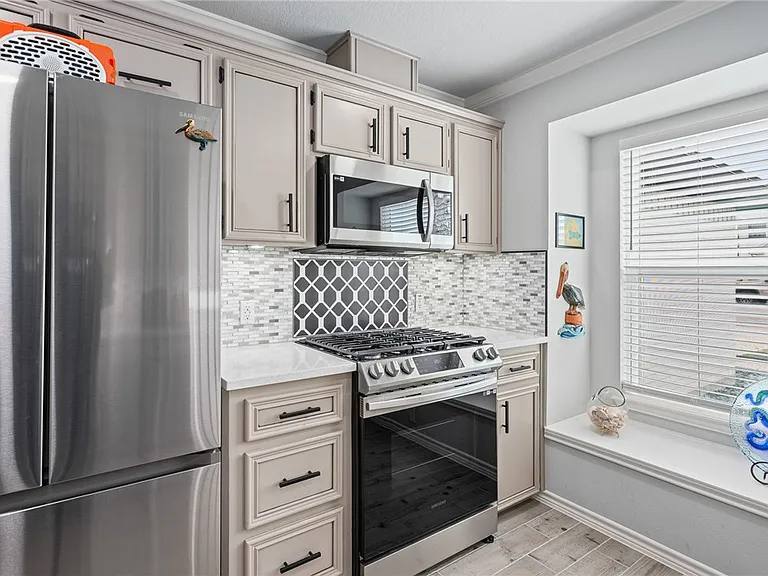 1814 Seine Dr in Corpus Christi, TX - Foto de edificio