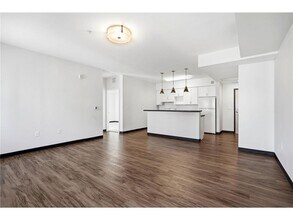 2318 Jefferson St NE in Minneapolis, MN - Building Photo - Building Photo