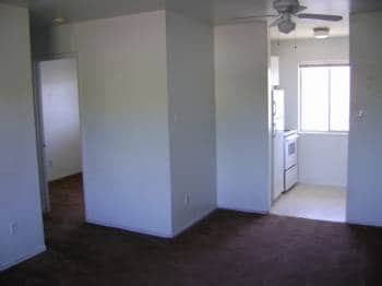 700 Memorial Way in Hayward, CA - Building Photo - Building Photo