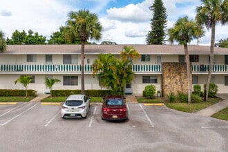 The Fairways II in Lehigh Acres, FL - Building Photo - Building Photo