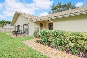 1740 NW 21st Ct in Delray Beach, FL - Building Photo - Building Photo