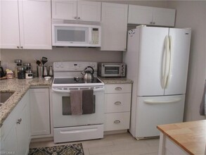 2684 Kings Lake Blvd, Unit 203 in Naples, FL - Building Photo - Building Photo