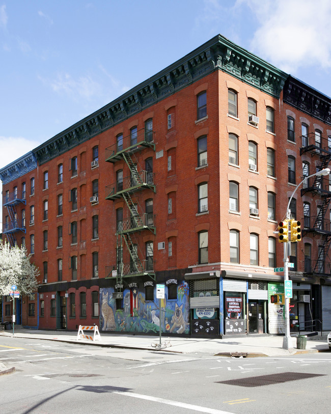 163 Avenue C in New York, NY - Building Photo - Building Photo