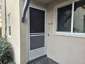 302-316 Kipling St in Palo Alto, CA - Building Photo - Building Photo