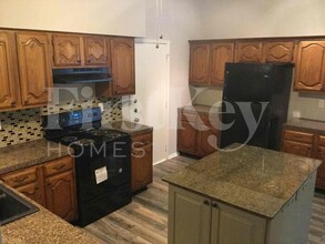 9301 Shipman St in Rowlett, TX - Building Photo - Building Photo