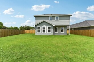 113 Callie St in Smithville, TX - Building Photo - Building Photo