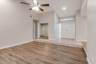 11504 Robles Del Rio Pl in Tampa, FL - Foto de edificio - Building Photo