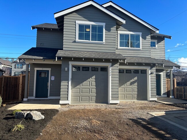 61524 SE Jennifer Ln in Bend, OR - Building Photo - Building Photo