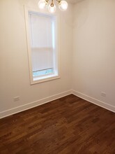2347 W Taylor St in Chicago, IL - Building Photo - Building Photo