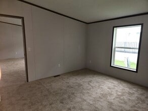 85 Waterview Pkwy in Hamburg, NY - Building Photo - Building Photo
