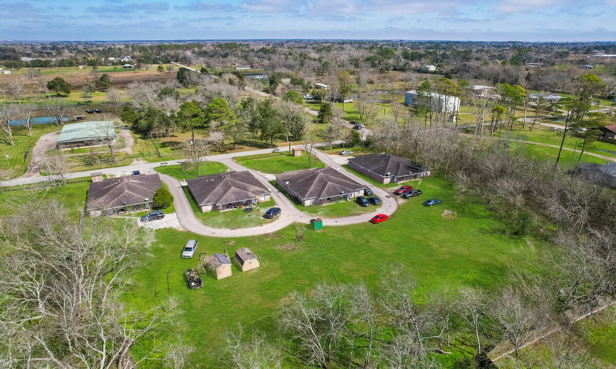 14405-14411 Pine St in Santa Fe, TX - Building Photo