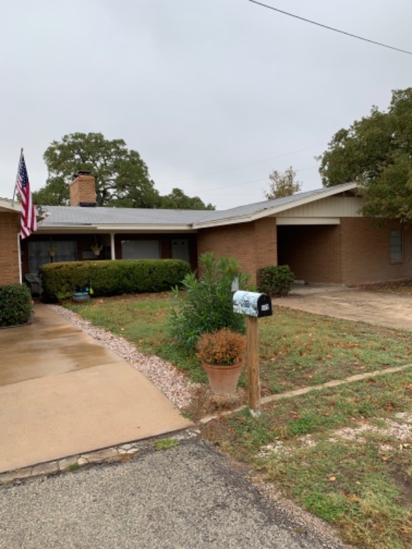 1805 Greenwood Ln in Kingsland, TX - Building Photo - Building Photo