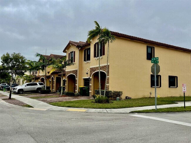 146 SE 34th Terrace in Homestead, FL - Building Photo - Building Photo