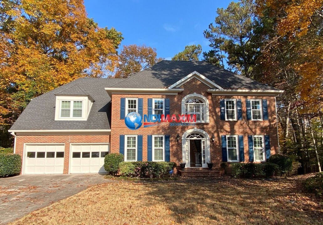 5450 Heathridge Terrace in Duluth, GA - Building Photo