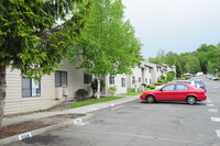 The Salish Place Apartments in Des Moines, WA - Building Photo - Building Photo