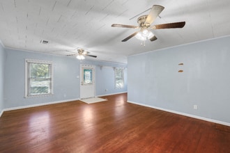 1401 Springdale St in Waco, TX - Building Photo - Building Photo