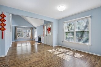 14 Exeter Rd in Bedminster, NJ - Building Photo - Building Photo