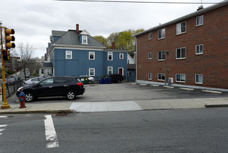 259 Summer in Somerville, MA - Foto de edificio - Building Photo
