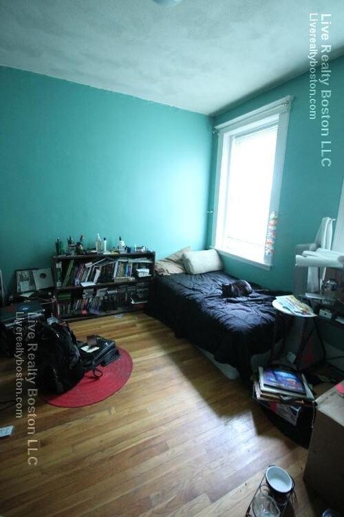 11 Egremont Rd in Boston, MA - Building Photo - Building Photo