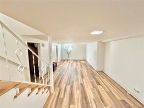 1320 Holly St in Denver, CO - Building Photo - Building Photo