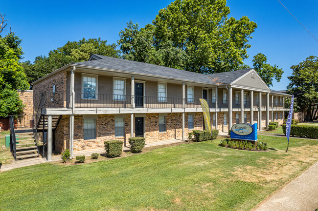 RIVERSIDE OAKS APARTMENTS in Shreveport, LA - Building Photo - Building Photo